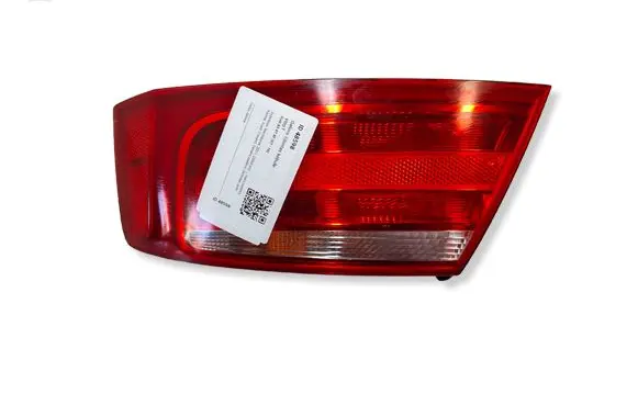 Audi A5 8T 8F Rear/tail lights 8T0945096F