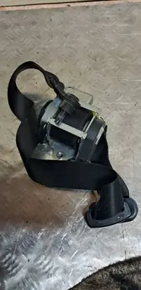 Mercedes-Benz B W245 Front seatbelt