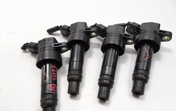 KIA Pro Cee'd II High voltage ignition coil 273012B110
