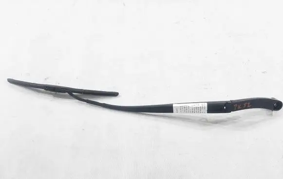 Hyundai Kona I Front wiper blade arm 