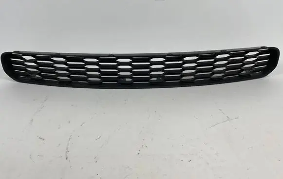 Dodge Charger Front bumper lower grill 68421768AA 68421768AB