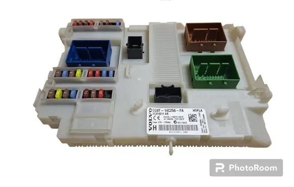 Volvo V60 Fuse module CG9T14C256FA