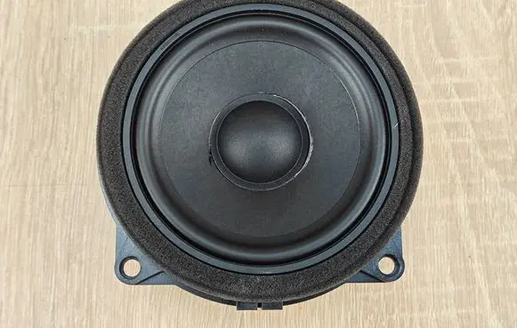 BMW X6 G06 Front door speaker 2622518