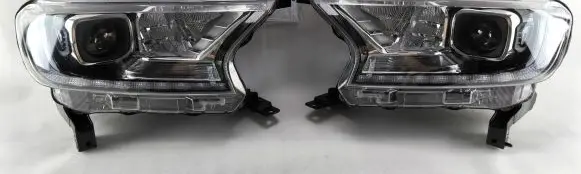 Ford Ranger Headlight/headlamp JB3B-13E015