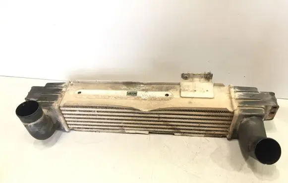 KIA Sorento Intercooler air channel guide X072814A160