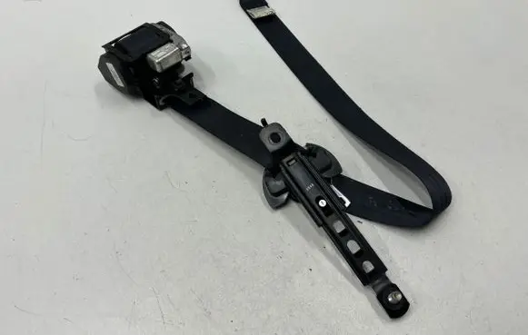 Citroen C-Crosser Front seatbelt 0435095