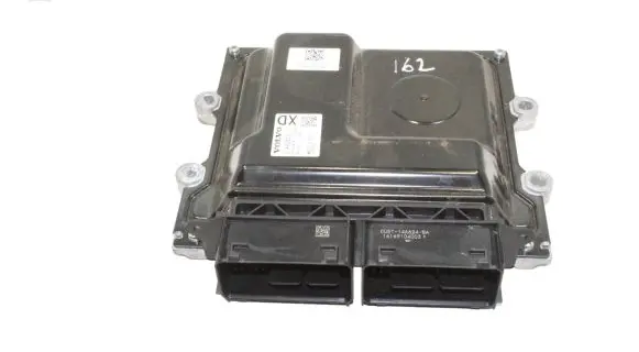 Volvo V40 Engine control unit/module 31452623 MB2797009613