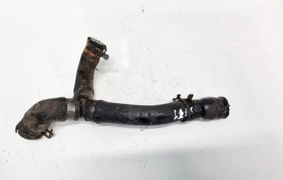 Volkswagen Golf III Engine coolant pipe/hose