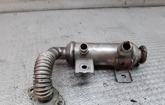Ford Focus EGR valve cooler 4M5Q9F464BC