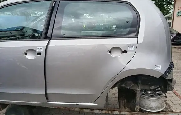 Audi Coupe Rear door