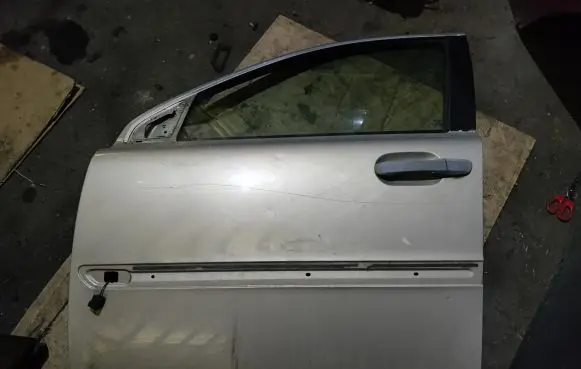 Volvo XC90 Front door