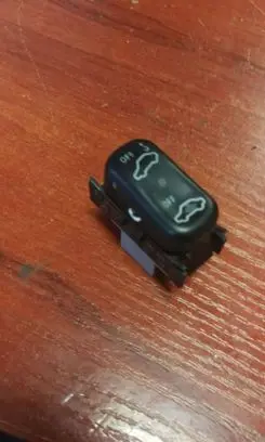 Mercedes-Benz E W210 Alarm switch 2108201710