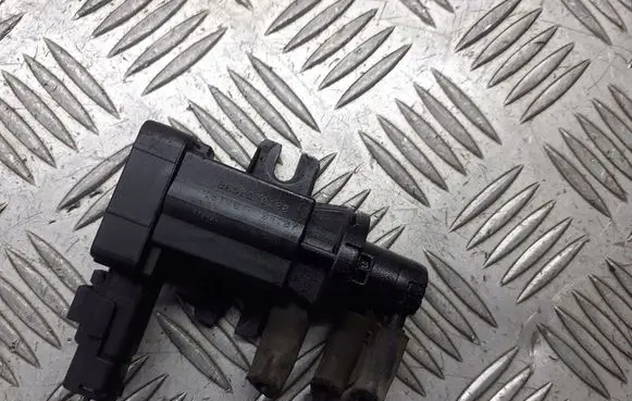 Citroen C4 I Valve vacuum 9652570180