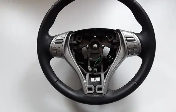 Nissan X-Trail T32 Steering wheel 920A