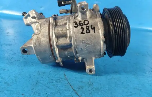 Nissan X-Trail T33 Air conditioning (A/C) compressor (pump) 926006RA0B