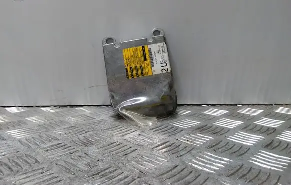Toyota Avensis T250 Airbag control unit/module 215955104 8917005190