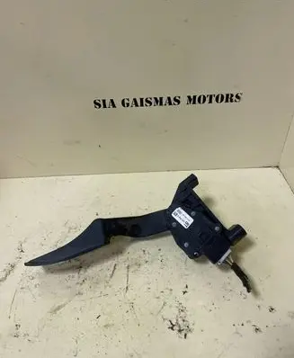 Opel Zafira A Accelerator throttle pedal 9202341