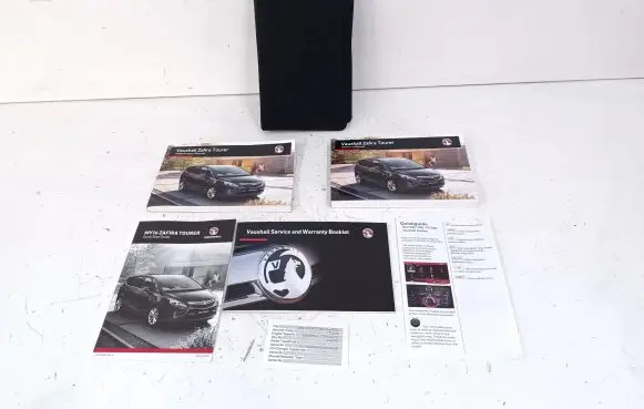 Opel Zafira C Owners service history hand book 