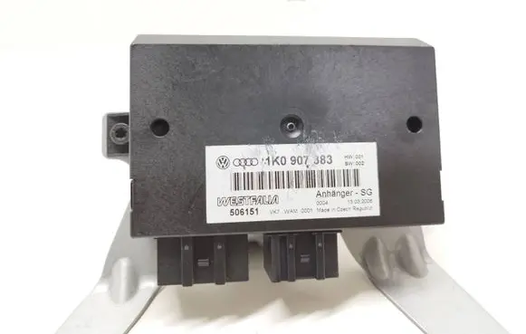 Volkswagen Golf Plus Tow bar trailer control unit/module 1K0907383 506151