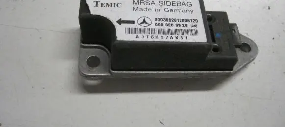 Mercedes-Benz E W211 Airbag deployment crash/impact sensor 0008209926