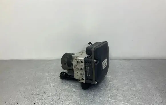BMW 5 E60 E61 ABS Pump 6781970 6781968