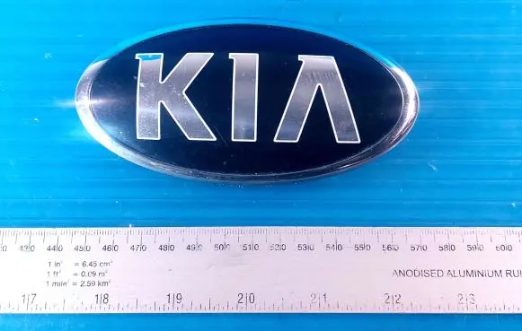 KIA Ceed Manufacturer badge logo/emblem 86310A2000