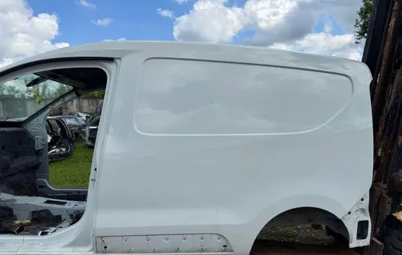 Renault Express Rear quarter panel