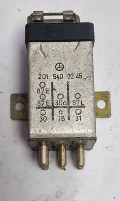 Mercedes-Benz 190 W201 Other relay 2015403245