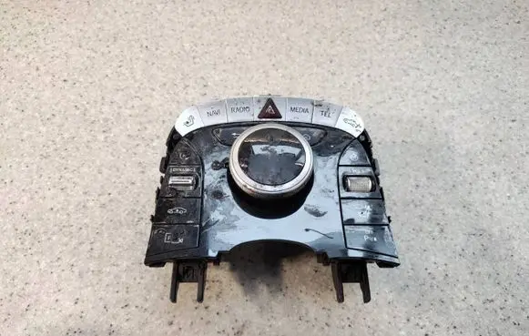 Mercedes-Benz S W222 Head unit multimedia control A222900351607 A2229003516