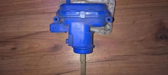 Audi 100 200 5000 C3 Central locking vacuum pump 893862153c
