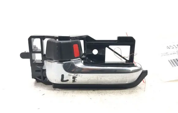 Suzuki Ignis Rear door interior handle