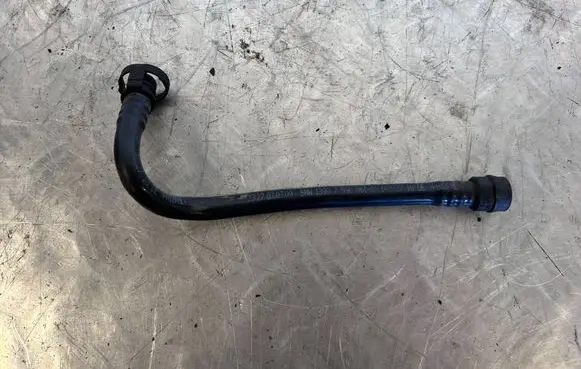 BMW X5M E70 Fuel line/pipe/hose 7590061