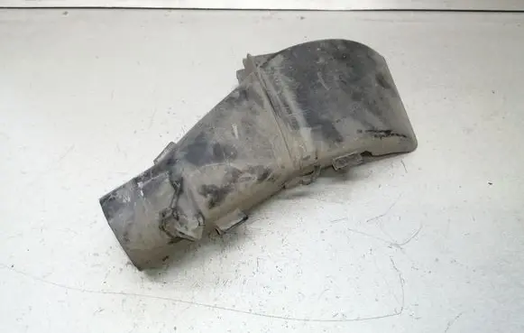 Mercedes-Benz E W124 Air intake duct part 1020941611
