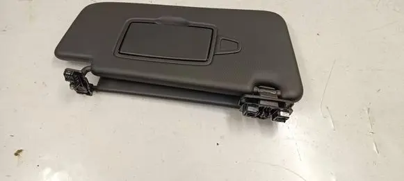 Sun visor
