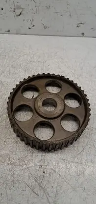 Volkswagen Golf IV Crankshaft pulley 069109111