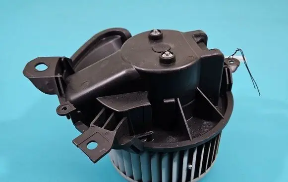 Heater fan/blower