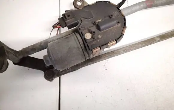 Volkswagen PASSAT B6 Wiper motor 3c1955119 0390241791