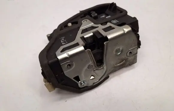 BMW 3 E90 E91 Front door lock 7059967 51217059967 51217202143