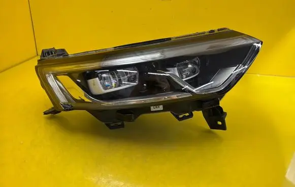 Renault Koleos II Headlight/headlamp 260109289R