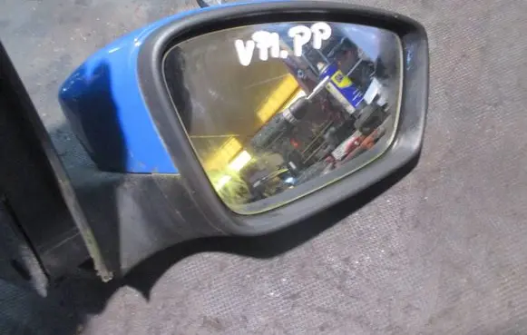 Volkswagen Up Front door electric wing mirror 