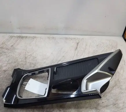 Hyundai i40 Gear shifter surround trim plastic 846703Z000