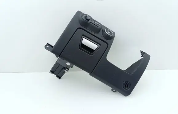Maserati Ghibli Dashboard lower bottom trim panel 670012666 670025766