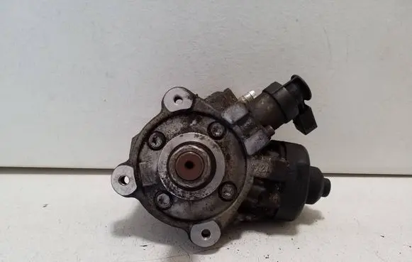 Volkswagen Crafter Fuel injection high pressure pump 0445010533 03L130755AB 0928400768