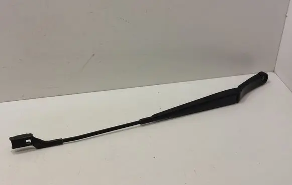 Front wiper blade arm