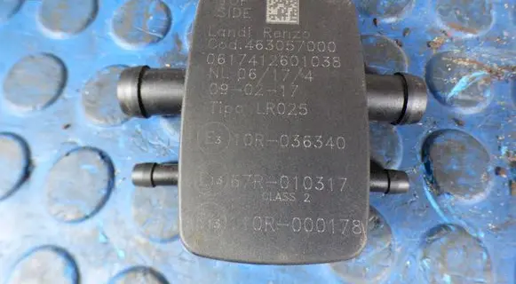 Skoda Rapid (NH) Fuel pressure sensor CART10R036340 10R036340 463057000