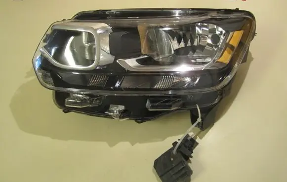 Citroen Berlingo Headlight/headlamp 9816824880