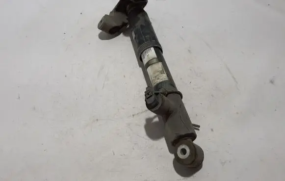 Volvo XC90 Rear shock absorber/damper 32246747
