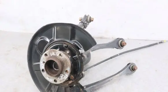 BMW 4 F32 F33 Rear wheel hub spindle/knuckle 6797508 6792533 6792544