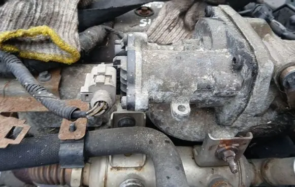 Ford Mondeo MK IV EGR valve 212000058A