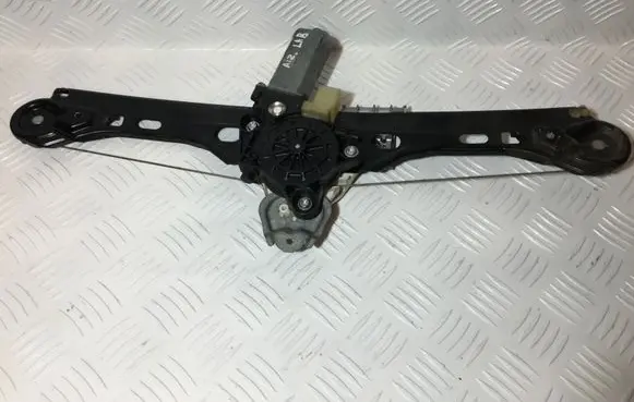 Mercedes-Benz C W203 Rear door window regulator with motor 2038203042